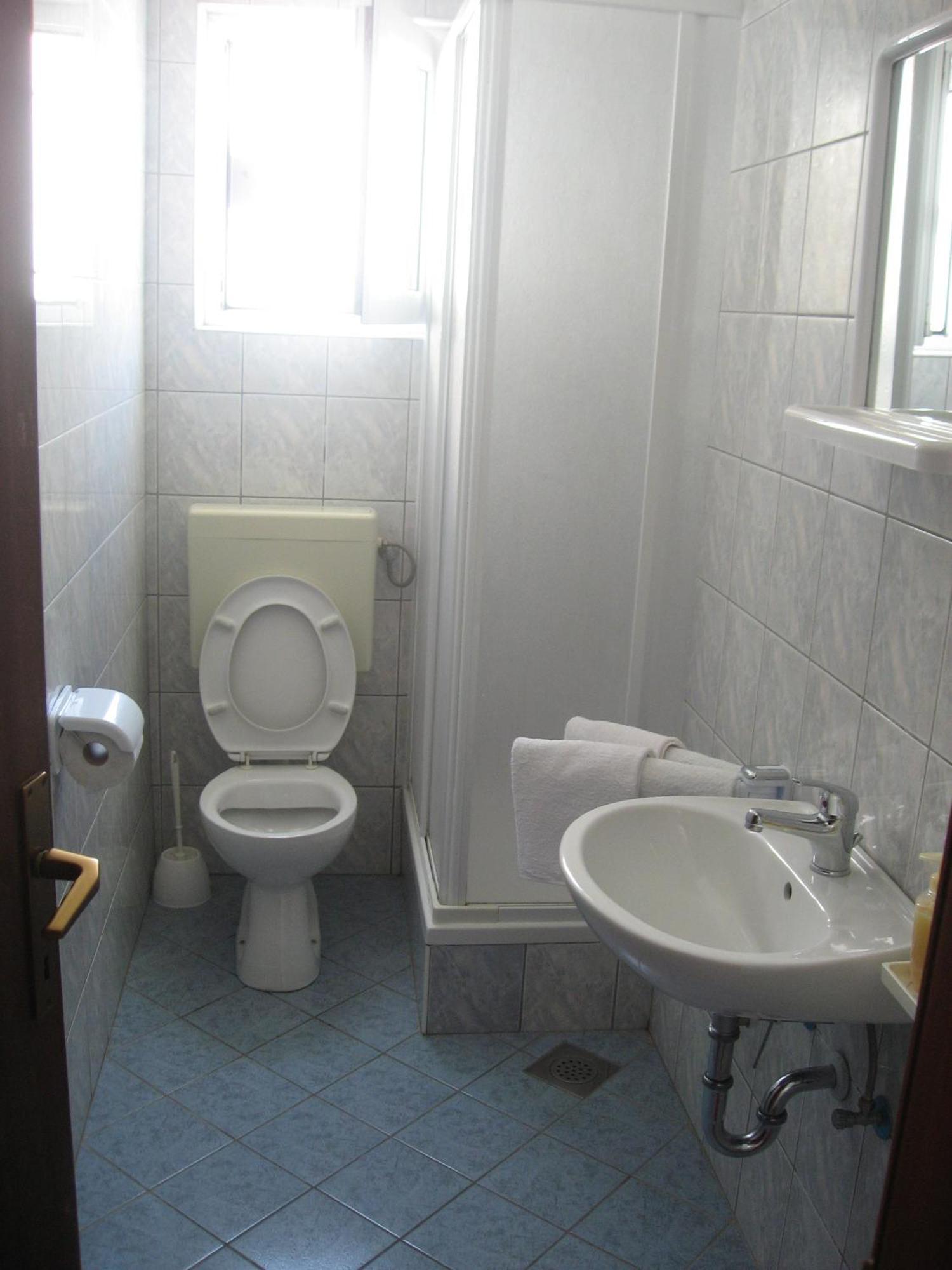 Apartments Selez Mandre Bagian luar foto
