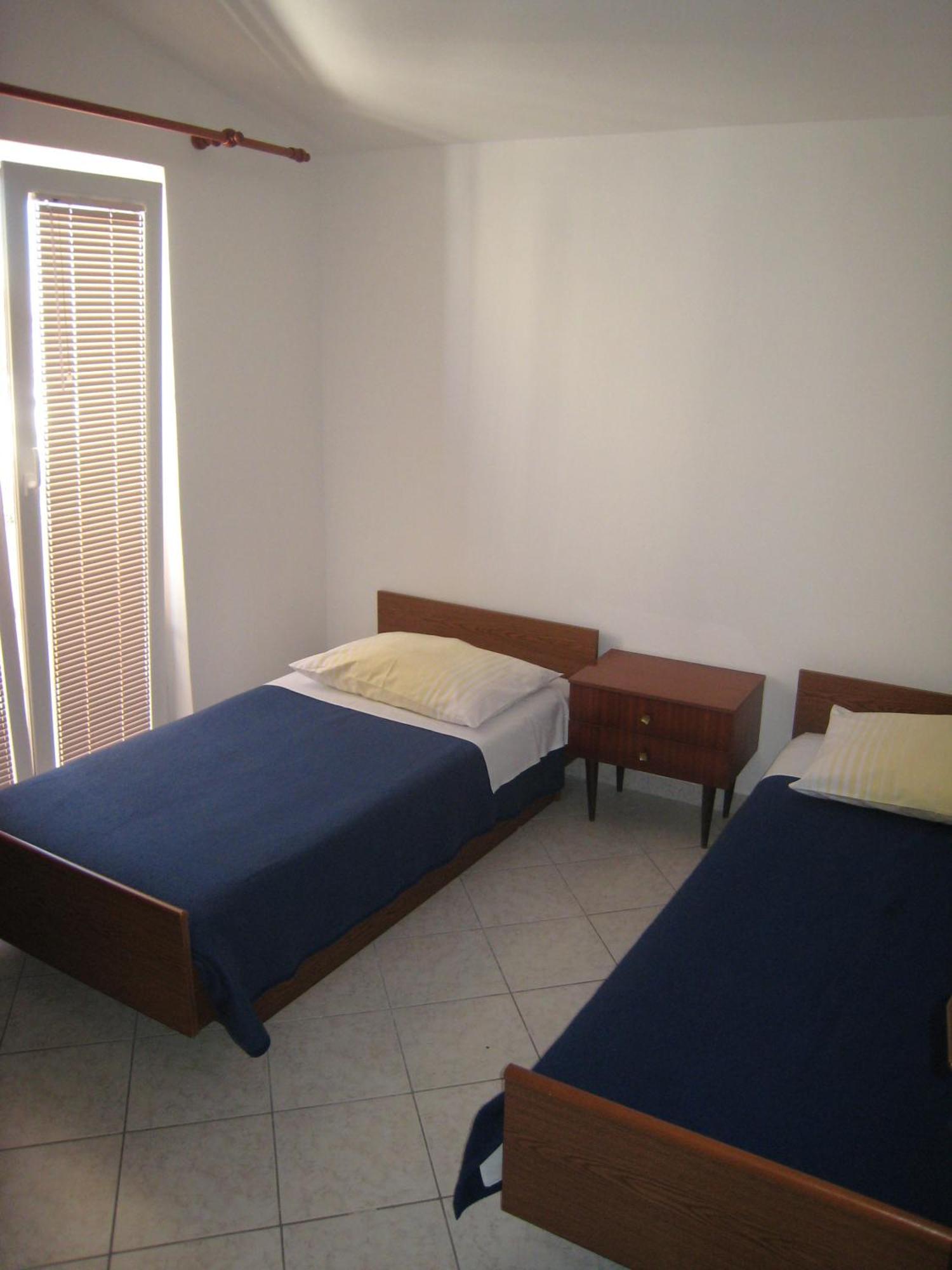 Apartments Selez Mandre Bagian luar foto